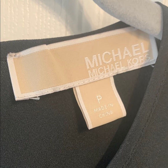 Michael Kors Black Sleeveless Top size P Pleated Capsule - Picture 2 of 7